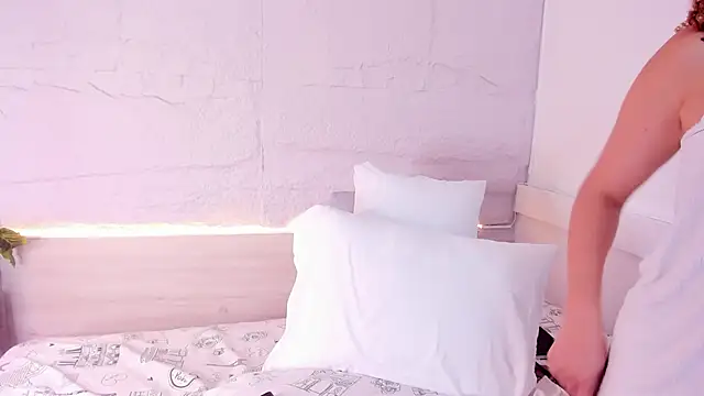 marianarey1  online show from October 23, 12:48 pm