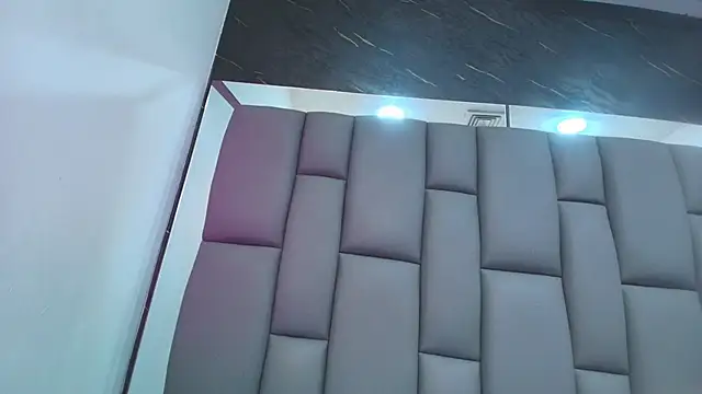 kissme luna online show from March 9, 7:06 pm