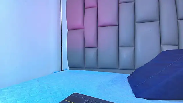 kissme luna online show from November 27, 7:14 pm