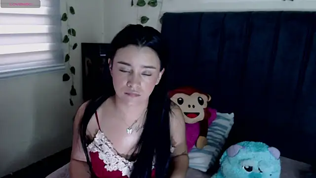 MarilynWhite  online show from September 20, 11:59 am