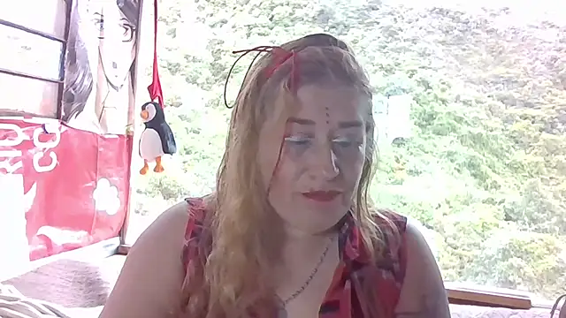 Snapshot of Effata30 chatting on October 14, 4:40 pm Effata30 online show from October 14, 4:40 pm