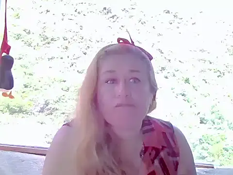 Snapshot of Effata30 chatting on October 9, 6:30 pm Effata30 online show from October 9, 6:30 pm