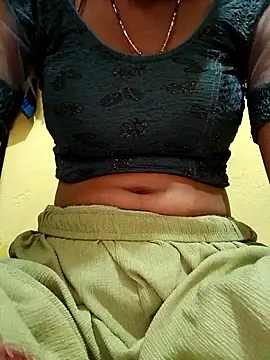 Snapshot of Aasha_devi05 chatting on October 18, 4:47 am Aasha devi05 online show from October 18, 4:47 am