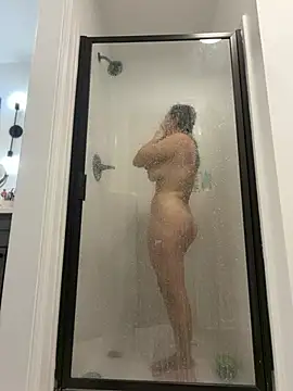 Snapshot of Gringo_XXX_Latina chatting on February 1, 6:17 pm Gringo XXX Latina online show from February 1, 6:17 pm