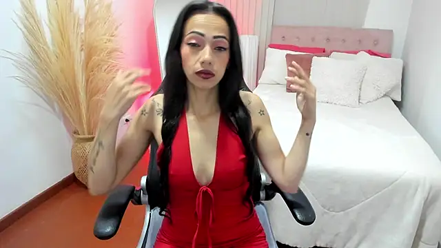 Mariam Lopez   online show from October 8, 2:46 am