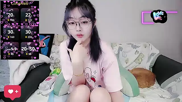 baby-yaya20 online show from October 31, 12:40 am