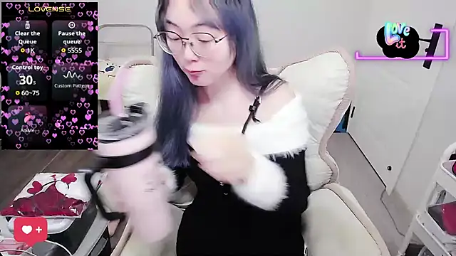 baby-yaya20 online show from December 22, 12:16 pm