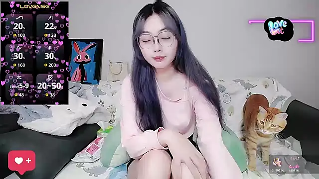 baby-yaya20 online show from October 29, 11:42 am