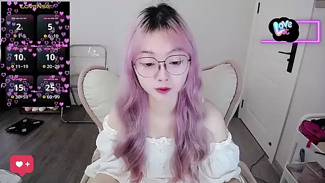Snapshot of baby-yaya20 chatting on September 22, 5:13 am baby-yaya20 online show from September 22, 5:13 am