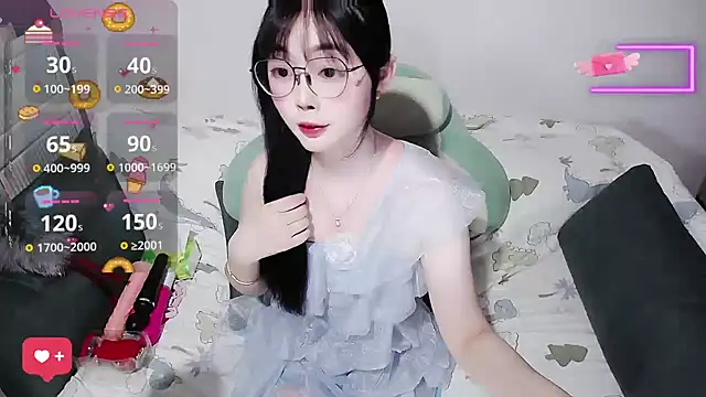baby-yaya20 online show from July 29, 1:32 pm