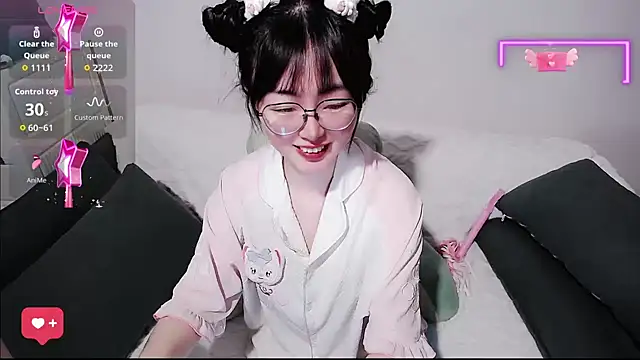 baby-yaya20 online show from June 4, 10:36 pm