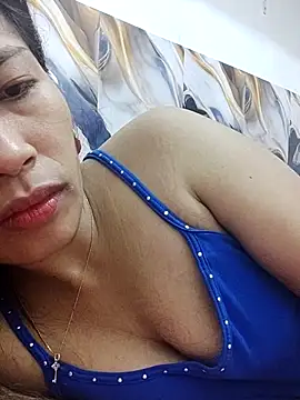 Sweet Asian25 online show from December 18, 6:56 pm