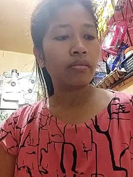 Snapshot of Sweet_Asian25 chatting on June 12, 9:12 pm Sweet Asian25 online show from June 12, 9:12 pm
