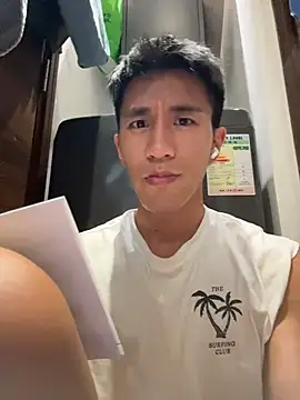 gooodboiii online show from March 26, 3:32 pm