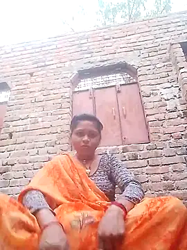 Snapshot of Sk_payalji chatting on October 18, 12:18 pm Sk payalji online show from October 18, 12:18 pm