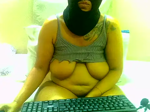 Sweetcandyxxxx30 online show from October 13, 6:37 am