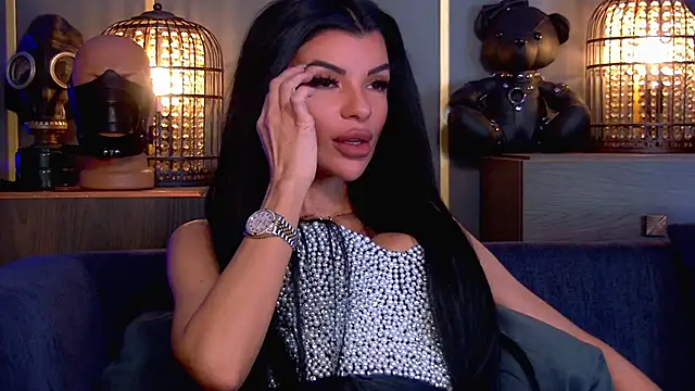 EleniaDevons online show from April 18, 11:12 am