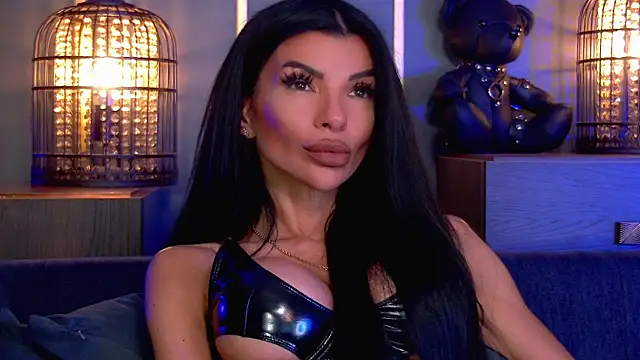 EleniaDevons online show from May 30, 12:44 pm