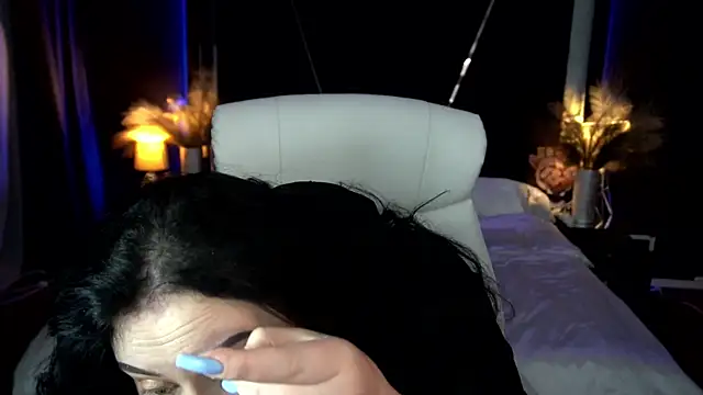 Snapshot of SerahMirabeli chatting on November 16, 8:13 pm SerahMirabeli online show from November 16, 8:13 pm