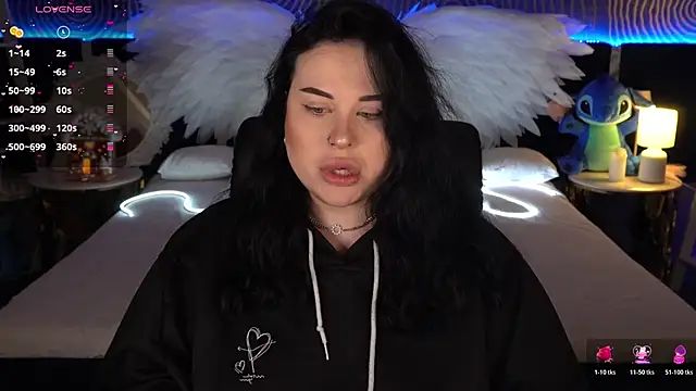 Snapshot of SerahMirabeli chatting on November 29, 8:09 pm SerahMirabeli online show from November 29, 8:09 pm