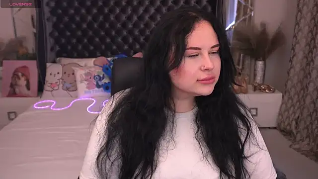 Snapshot of SerahMirabeli chatting on September 12, 12:49 pm SerahMirabeli online show from September 12, 12:49 pm