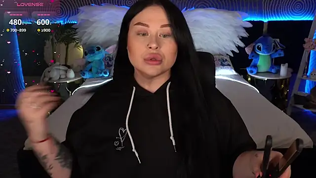 Snapshot of SerahMirabeli chatting on October 25, 7:03 pm SerahMirabeli online show from October 25, 7:03 pm