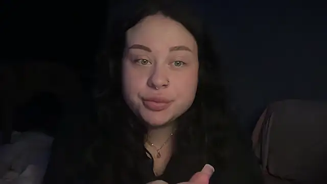 Snapshot of SerahMirabeli chatting on October 21, 6:40 pm SerahMirabeli online show from October 21, 6:40 pm