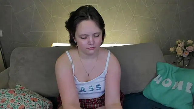 Mila  Cutee online show from November 9, 8:29 am