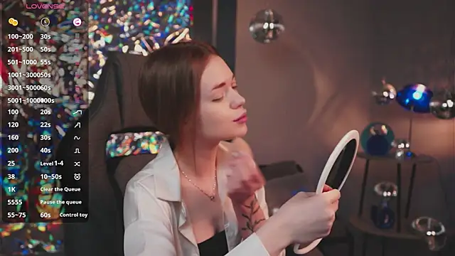 FlexyFox online show from March 31, 2:41 pm