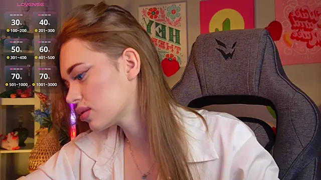 FlexyFox online show from March 11, 2:44 pm