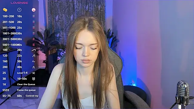 FlexyFox online show from December 19, 9:33 am