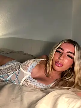 BlondeBetty online show from November 5, 12:14 am