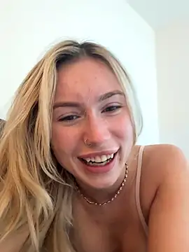 SexySaraxxoo online show from December 2, 11:23 am