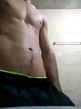 Snapshot of Max_novato chatting on June 25, 9:31 pm Max novato online show from June 25, 9:31 pm