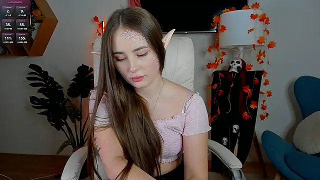 Snapshot of Sweet__Amily chatting on October 29, 1:32 pm Sweet Amily online show from October 29, 1:32 pm