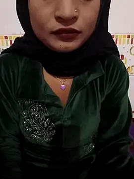 Snapshot of Itz_Mayra_ chatting on December 4, 8:35 am Itz Mayra online show from December 4, 8:35 am