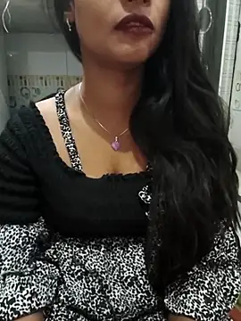 Snapshot of Itz_Mayra_ chatting on November 20, 5:46 pm Itz Mayra online show from November 20, 5:46 pm