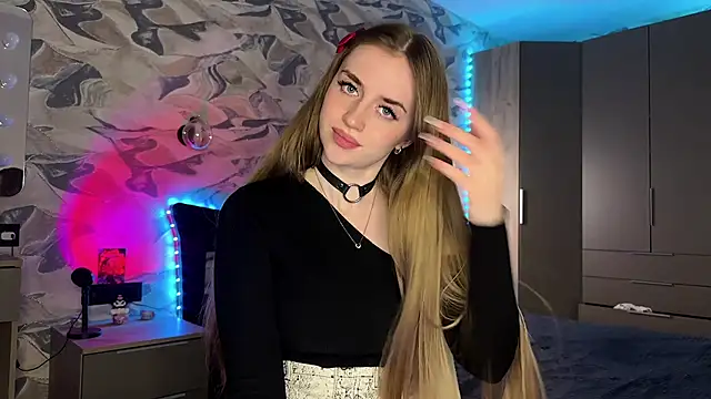 Jessica1West online show from April 16, 9:39 pm