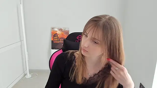 NeyliDream online show from April 13, 12:20 pm