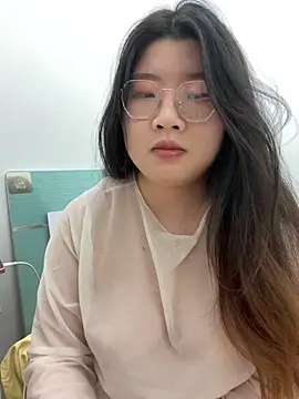 xxwang20 online show from March 22, 4:30 pm