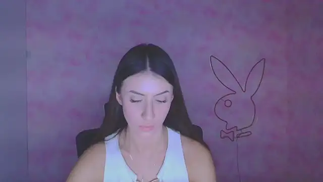 Snapshot of AlisaBubbles chatting on November 5, 1:14 pm AlisaBubbles online show from November 5, 1:14 pm