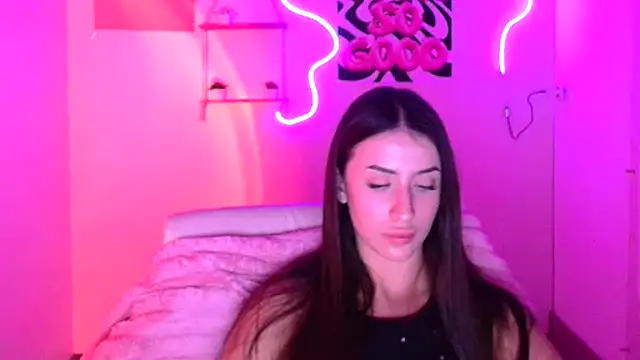 Snapshot of AlisaBubbles chatting on November 13, 4:11 pm AlisaBubbles online show from November 13, 4:11 pm