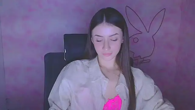 Snapshot of AlisaBubbles chatting on October 13, 6:48 am AlisaBubbles online show from October 13, 6:48 am