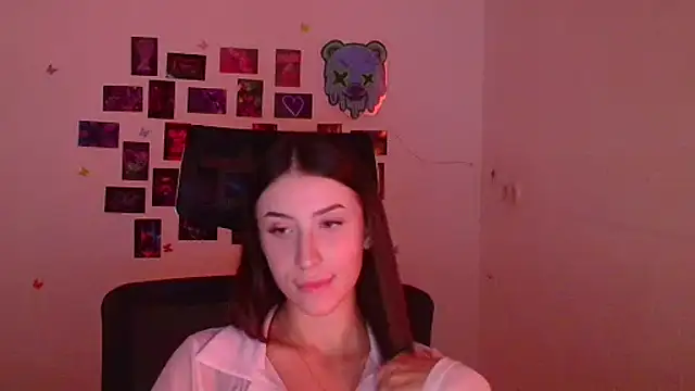 Snapshot of AlisaBubbles chatting on November 28, 7:30 am AlisaBubbles online show from November 28, 7:30 am