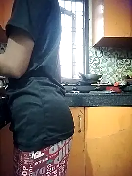 Snapshot of Rawat-anjali chatting on September 10, 1:10 pm Rawat-anjali online show from September 10, 1:10 pm