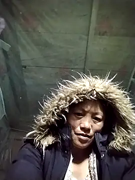 Snapshot of Samdim23 chatting on November 2, 1:27 pm Samdim23 online show from November 2, 1:27 pm