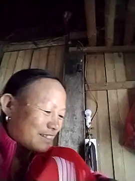 Snapshot of Samdim23 chatting on November 8, 2:26 am Samdim23 online show from November 8, 2:26 am