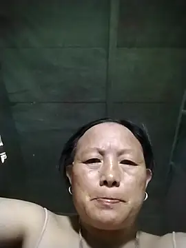 Snapshot of Samdim23 chatting on October 22, 8:47 am Samdim23 online show from October 22, 8:47 am