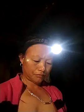 Snapshot of Samdim23 chatting on October 31, 9:54 pm Samdim23 online show from October 31, 9:54 pm