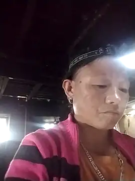 Snapshot of Samdim23 chatting on November 9, 2:37 am Samdim23 online show from November 9, 2:37 am